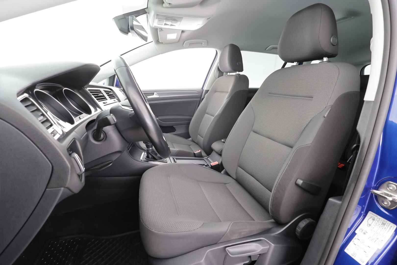 VOLKSWAGEN Golf 2018