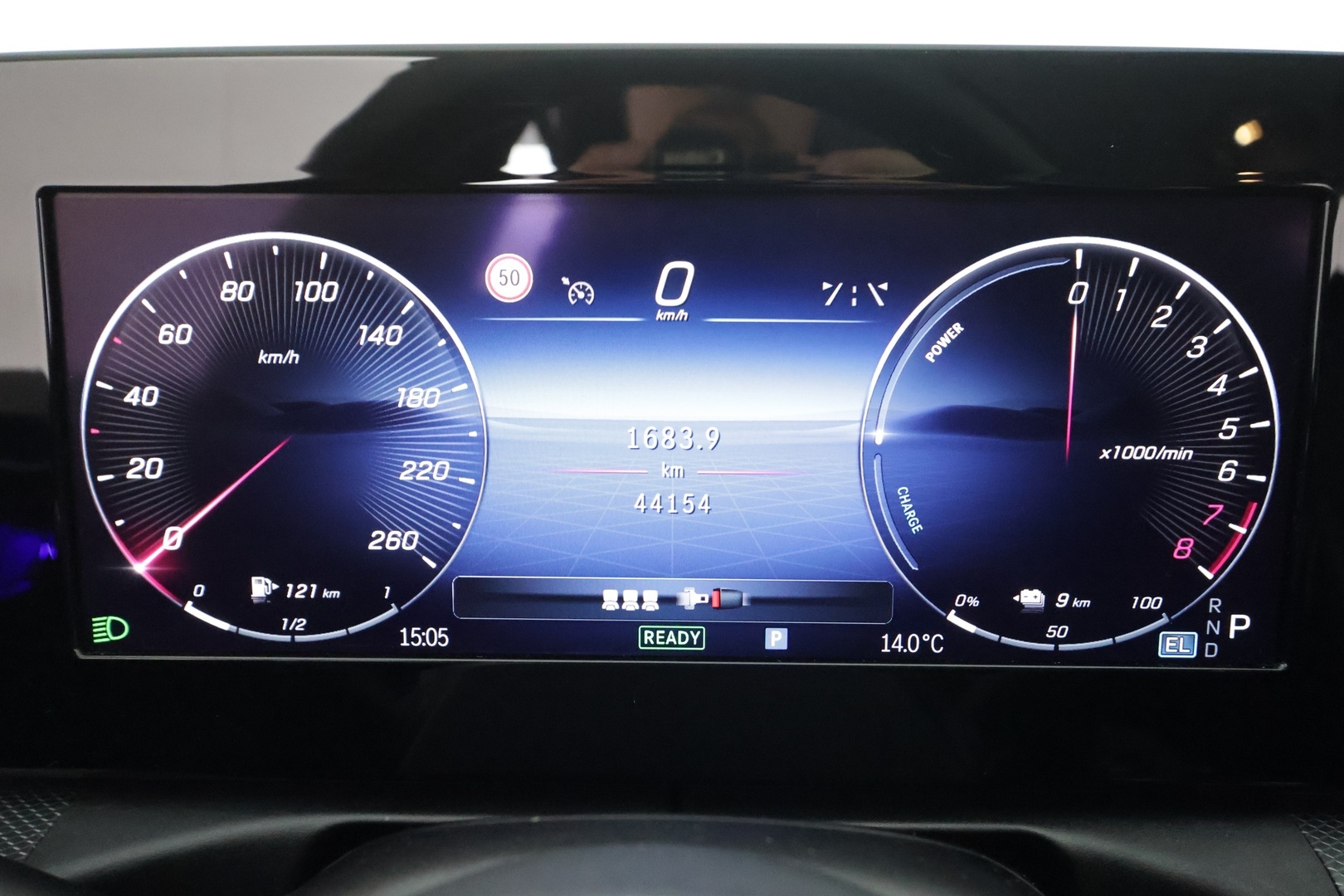 MERCEDES-BENZ C 2023