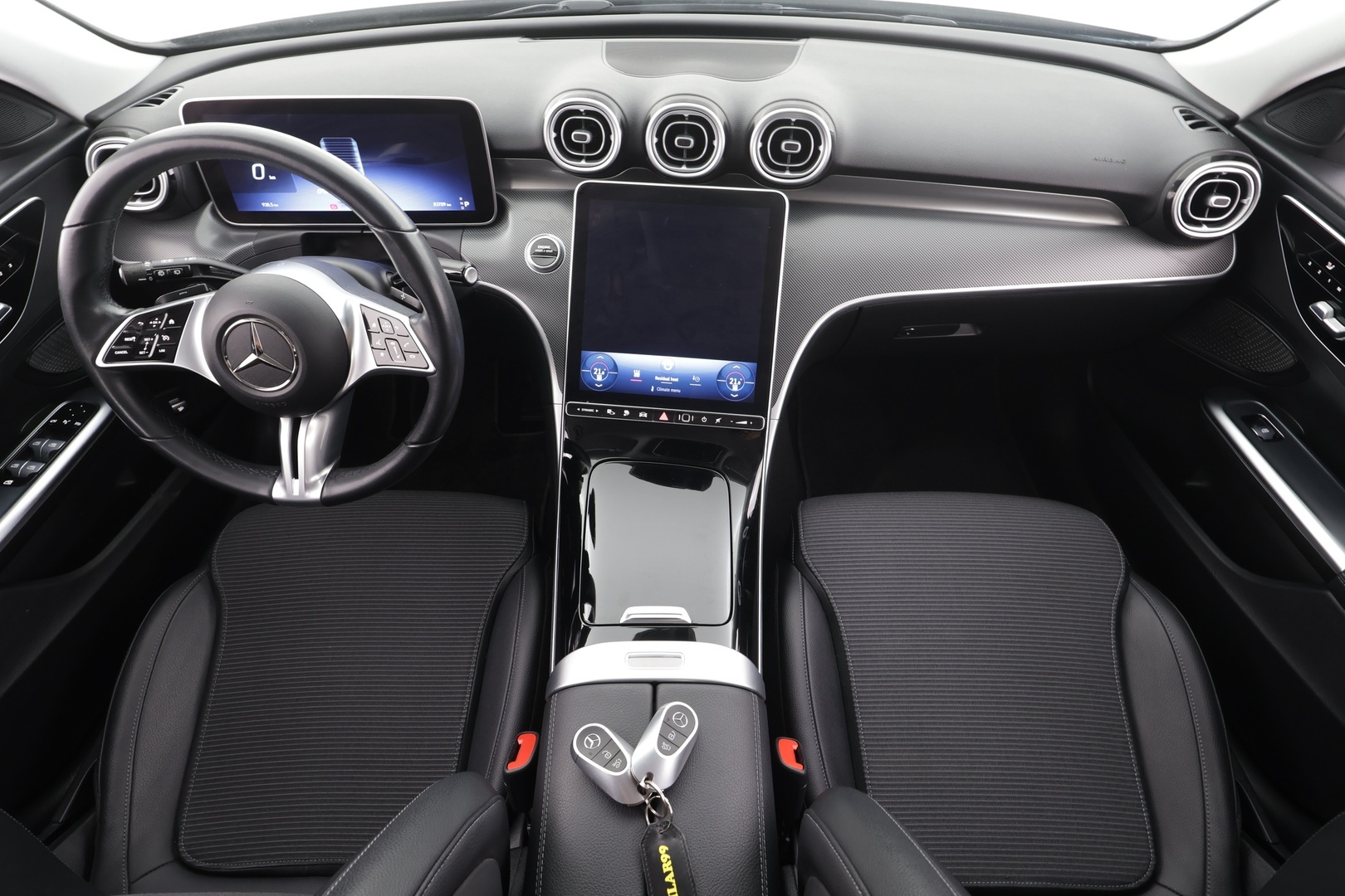 MERCEDES-BENZ C 2023