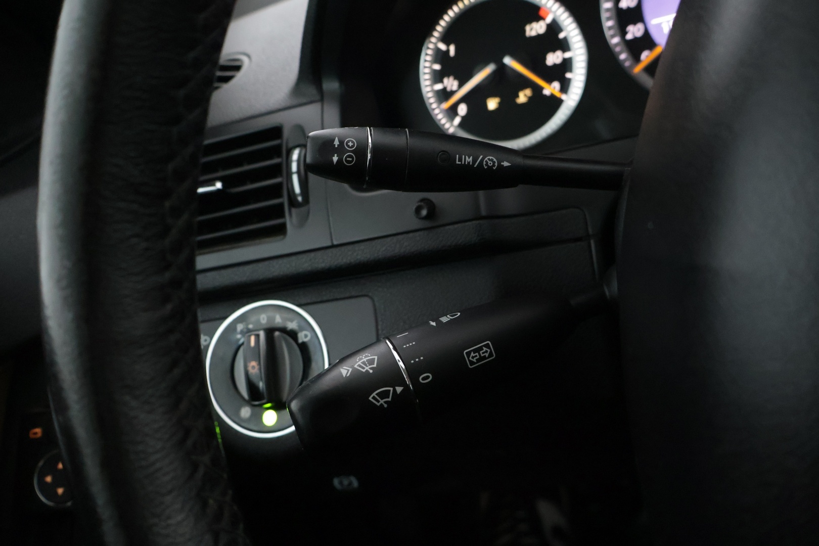 MERCEDES-BENZ C 2007