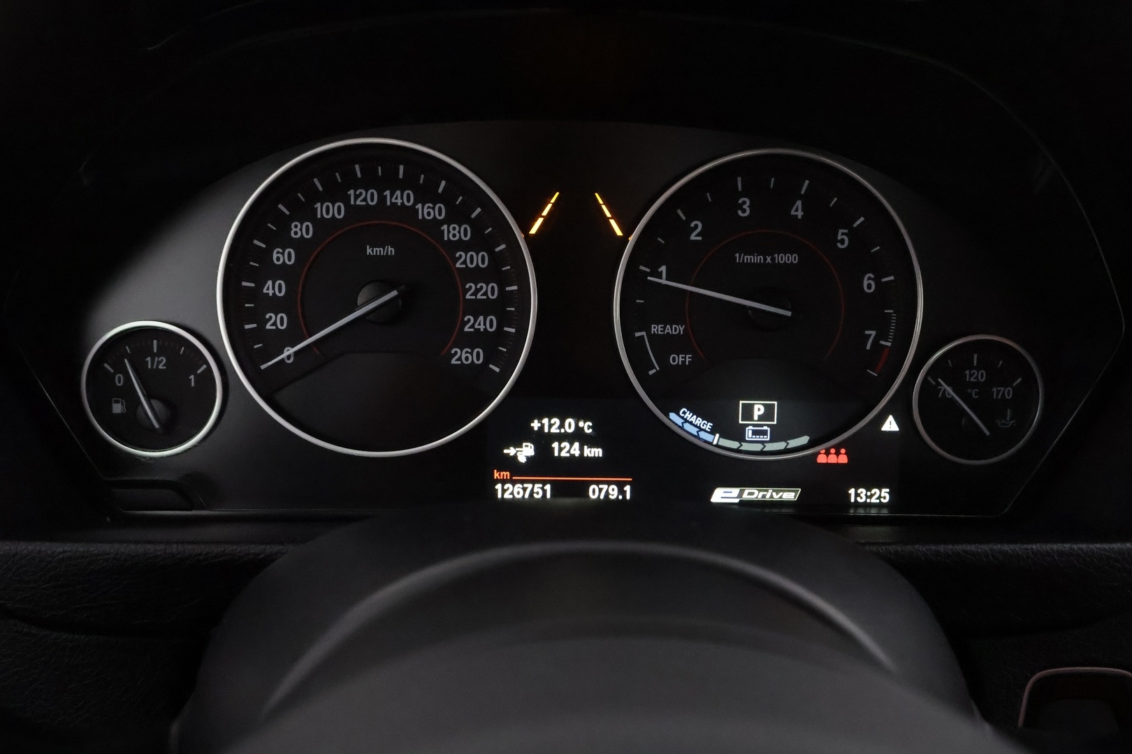 BMW 330 2018