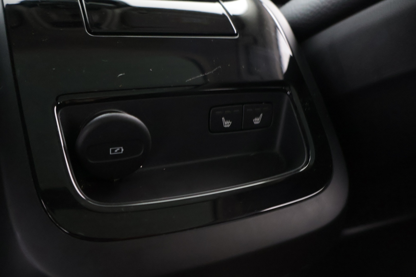 VOLVO V60 2021