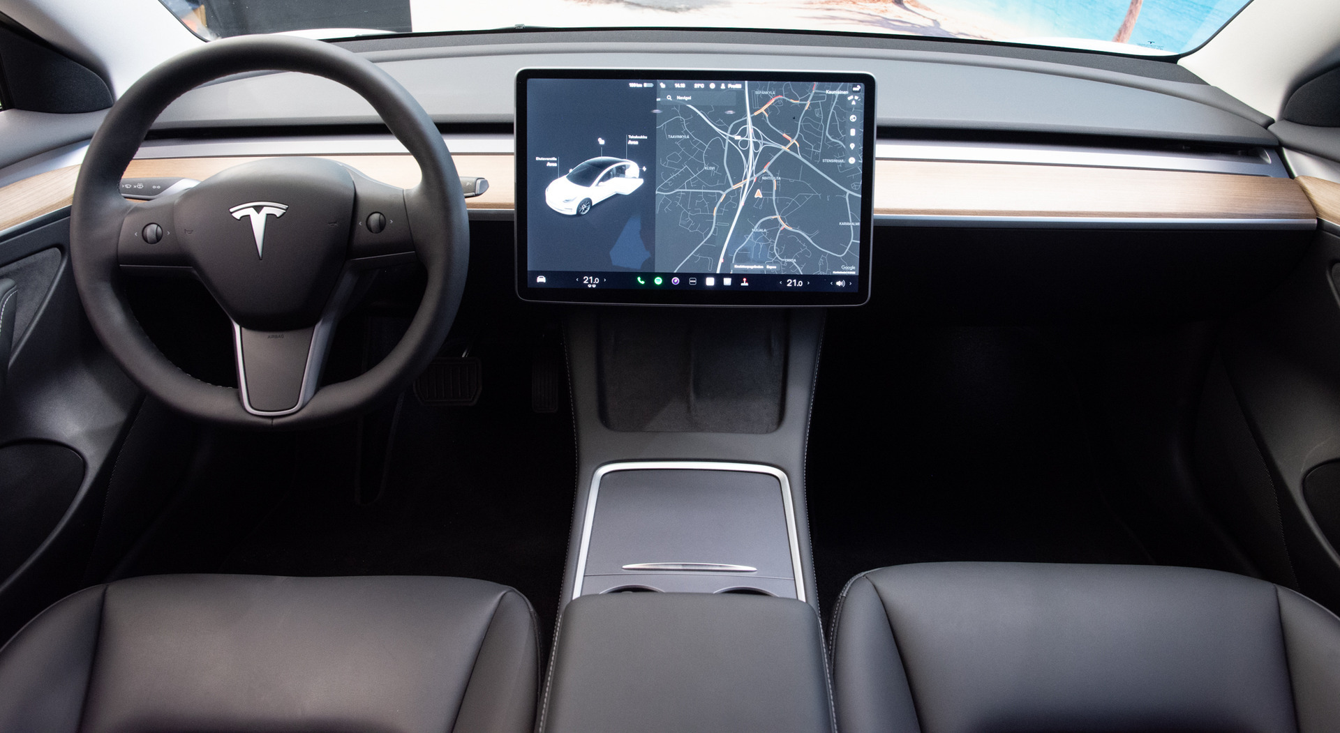 TESLA Model 3 2021