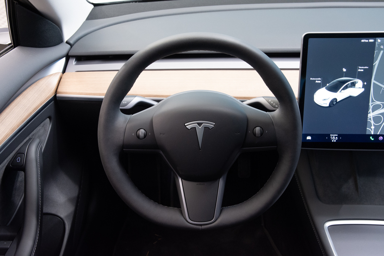 TESLA Model 3 2021