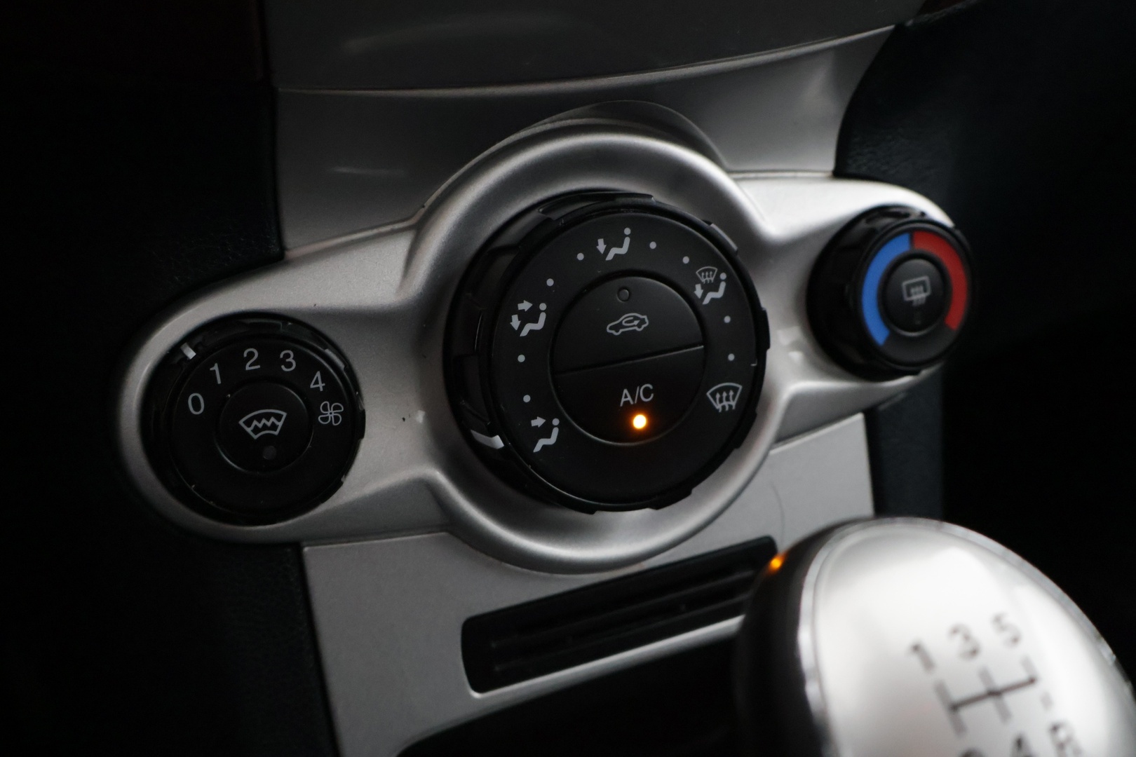 FORD Fiesta 2010