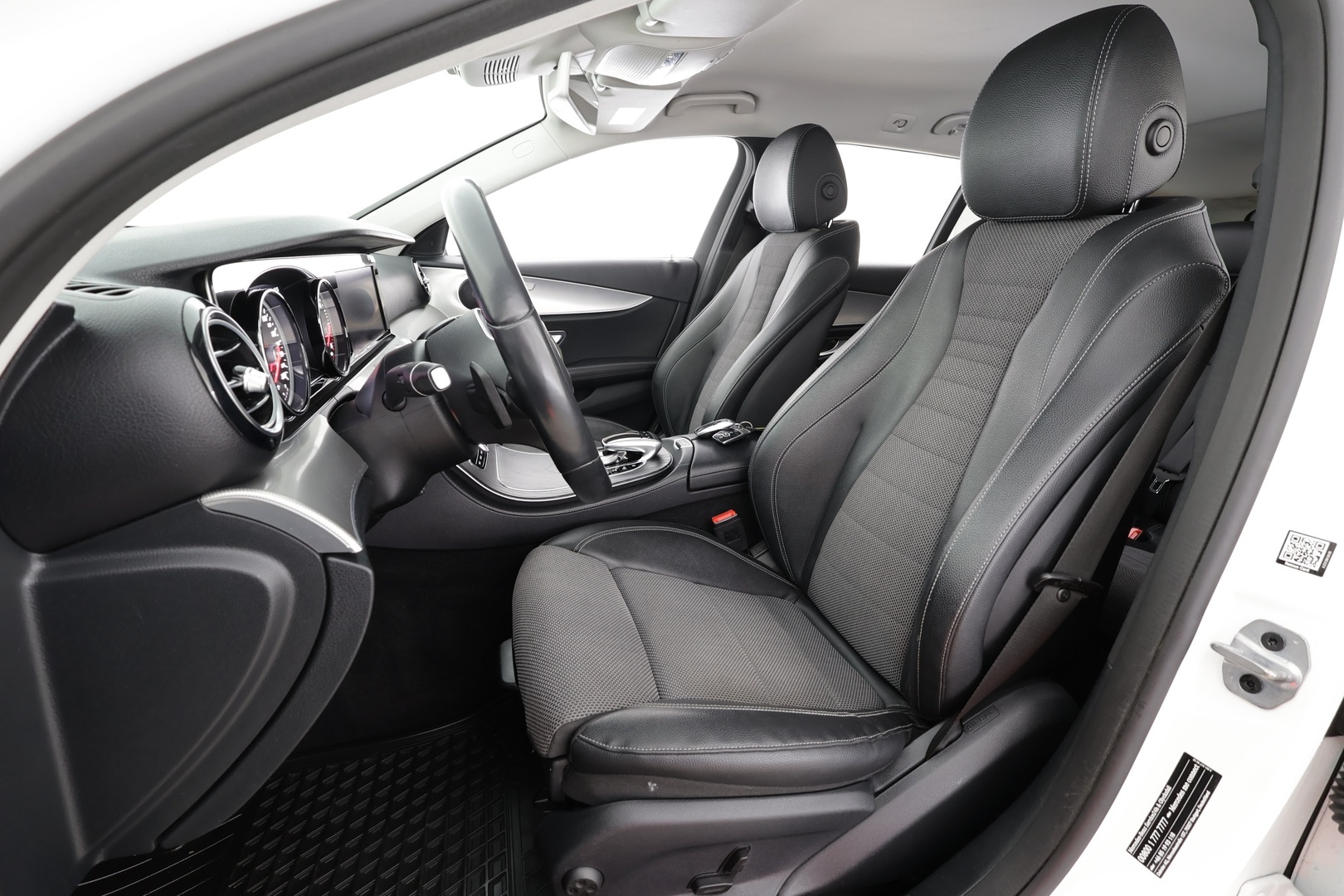 MERCEDES-BENZ E 2019