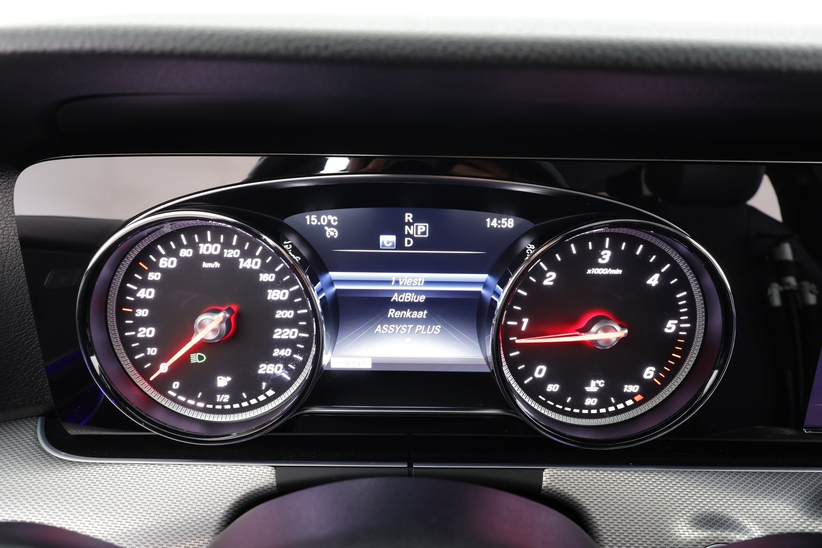 MERCEDES-BENZ E 2019