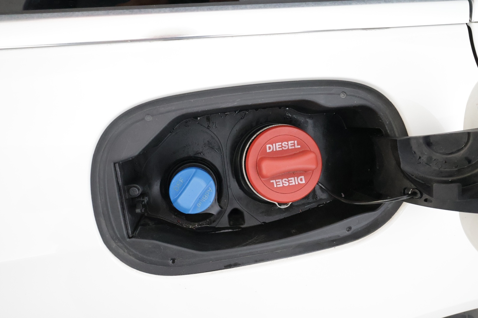 MERCEDES-BENZ E 2019