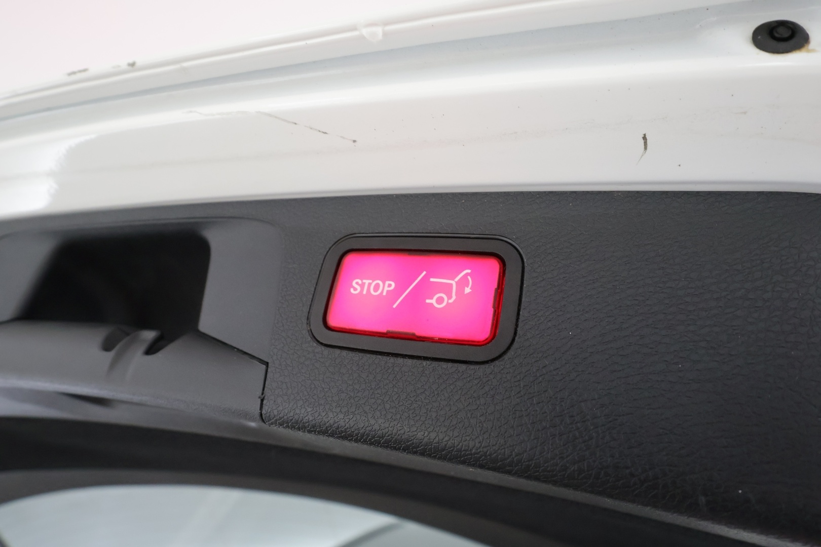 MERCEDES-BENZ E 2019