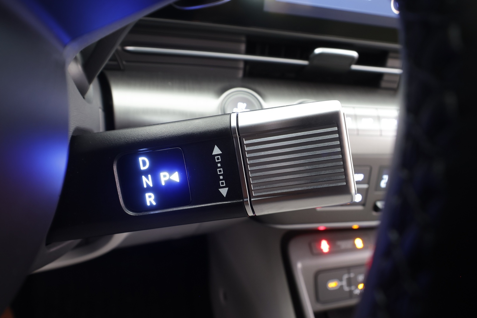 HYUNDAI KONA ELECTRIC 2025