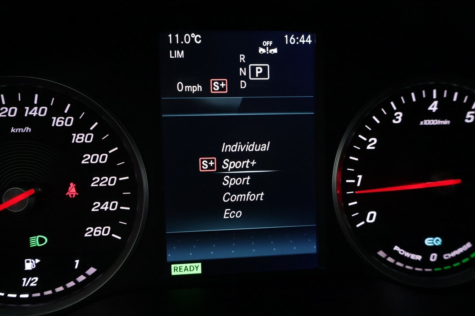 MERCEDES-BENZ C 2019