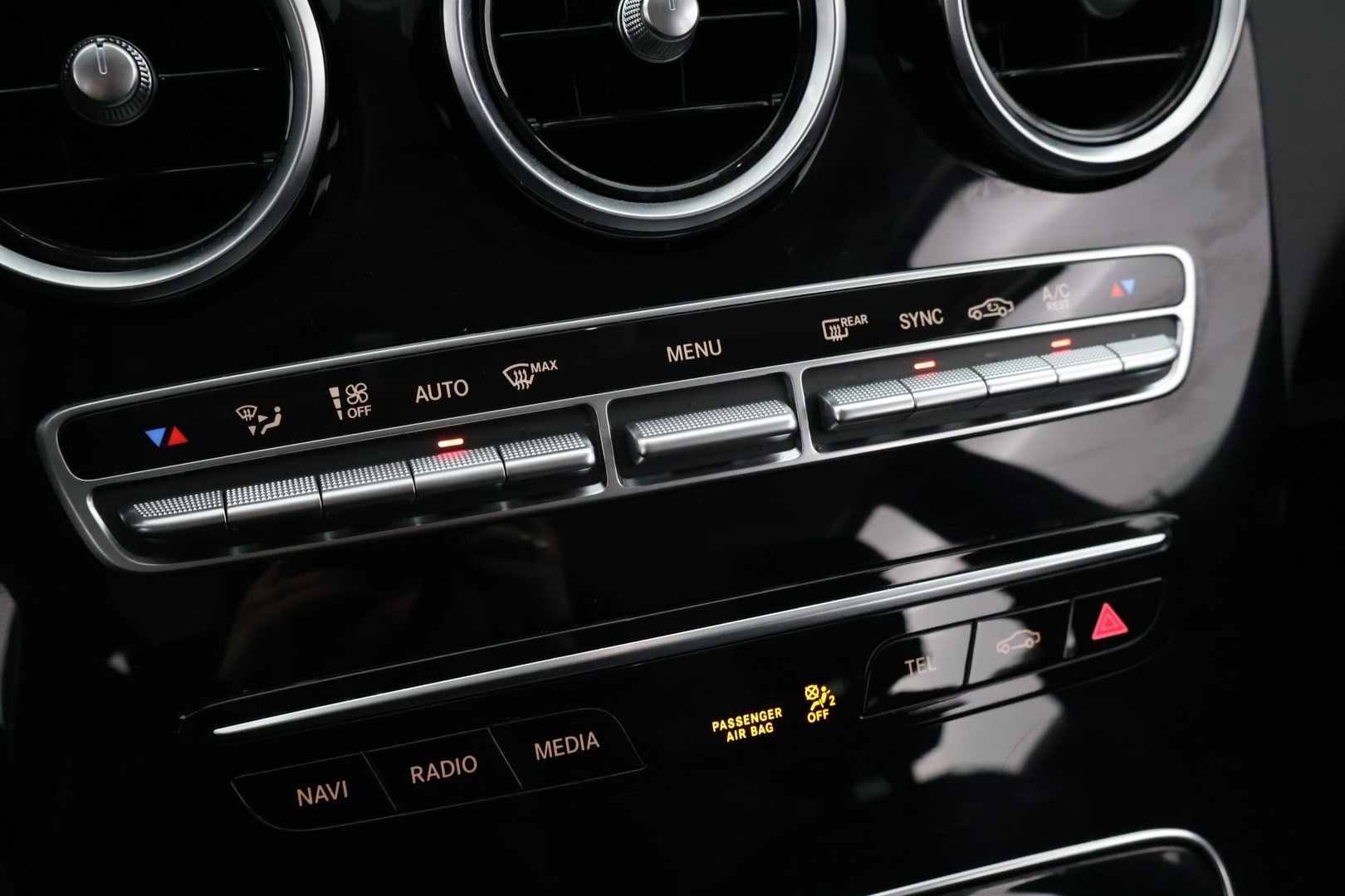 MERCEDES-BENZ C 2019