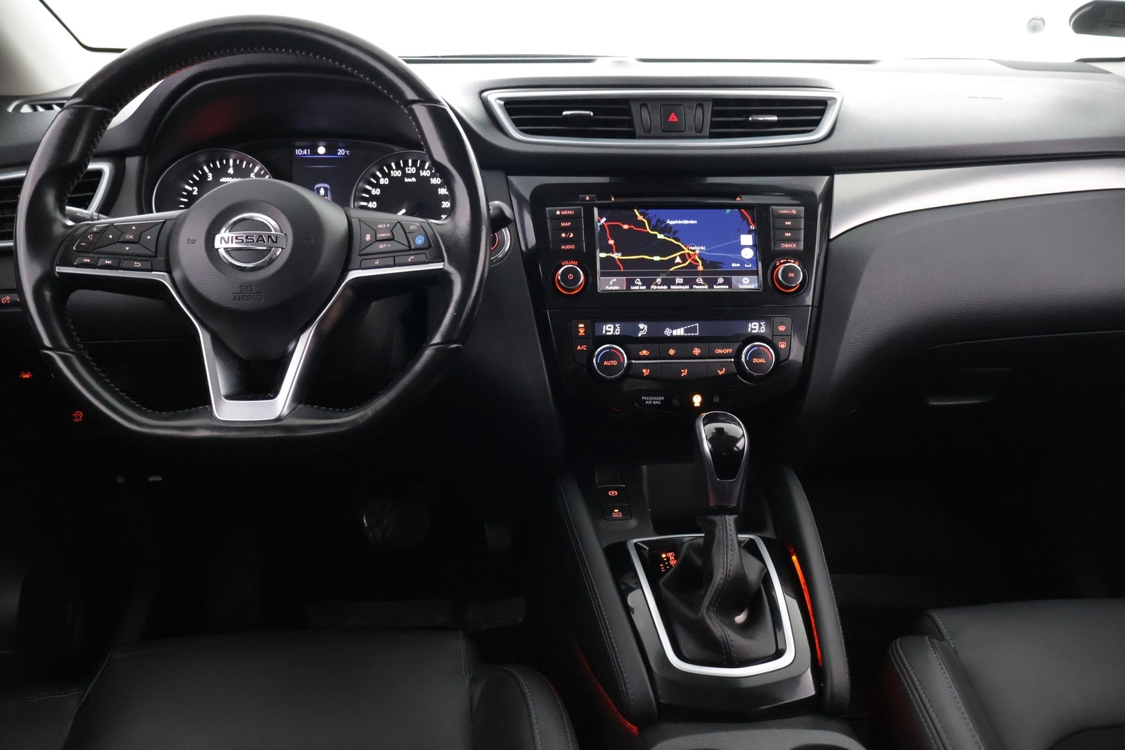 NISSAN Qashqai 2020
