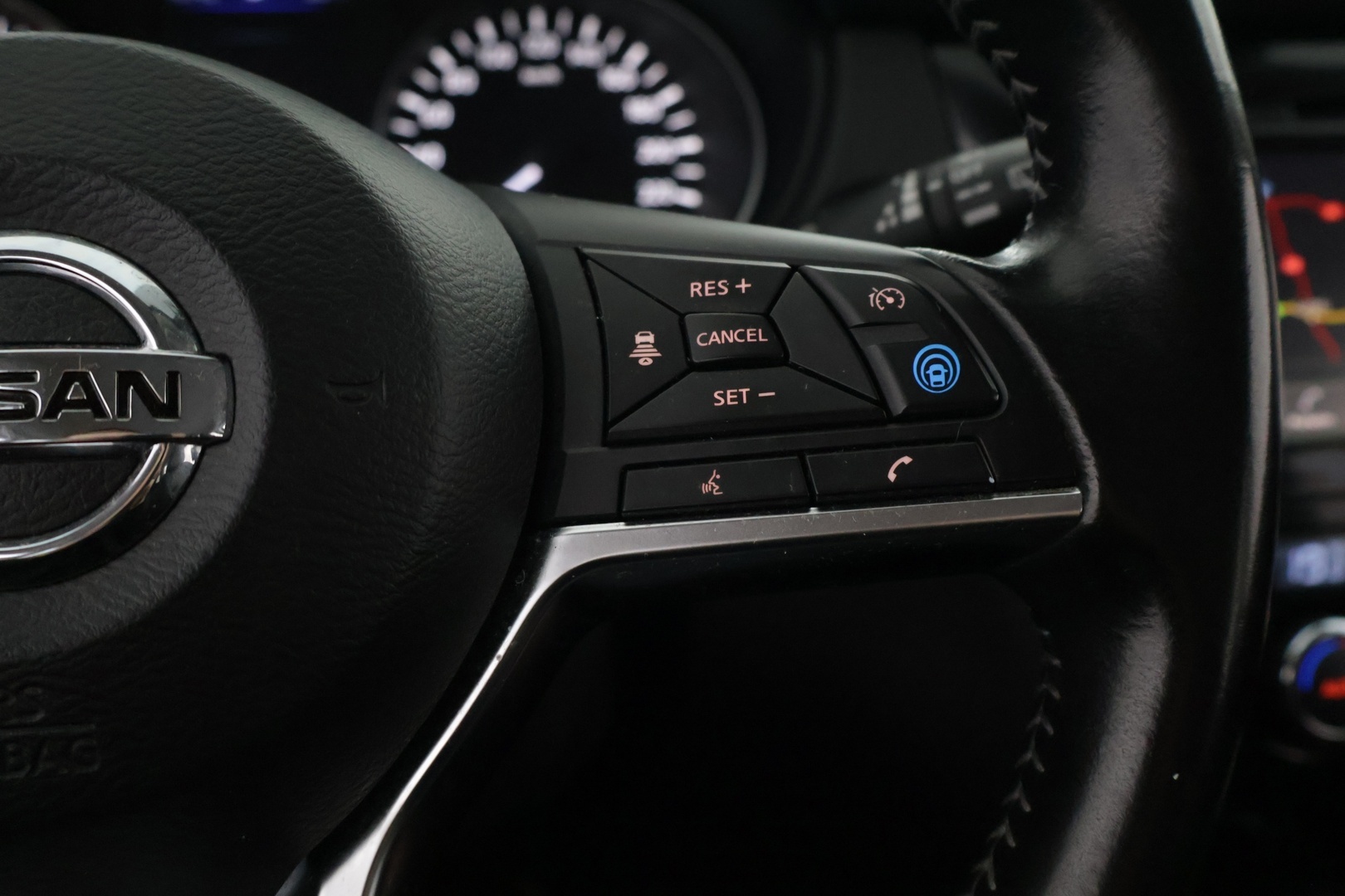 NISSAN Qashqai 2020