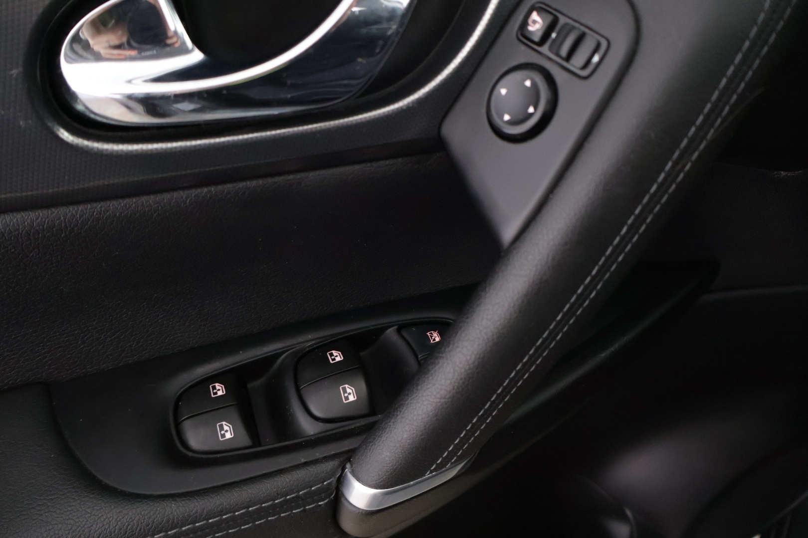NISSAN Qashqai 2020