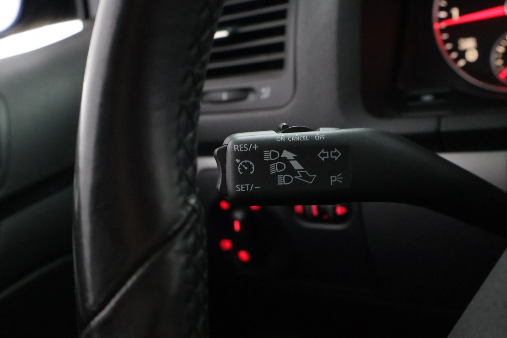 VOLKSWAGEN Jetta 2010