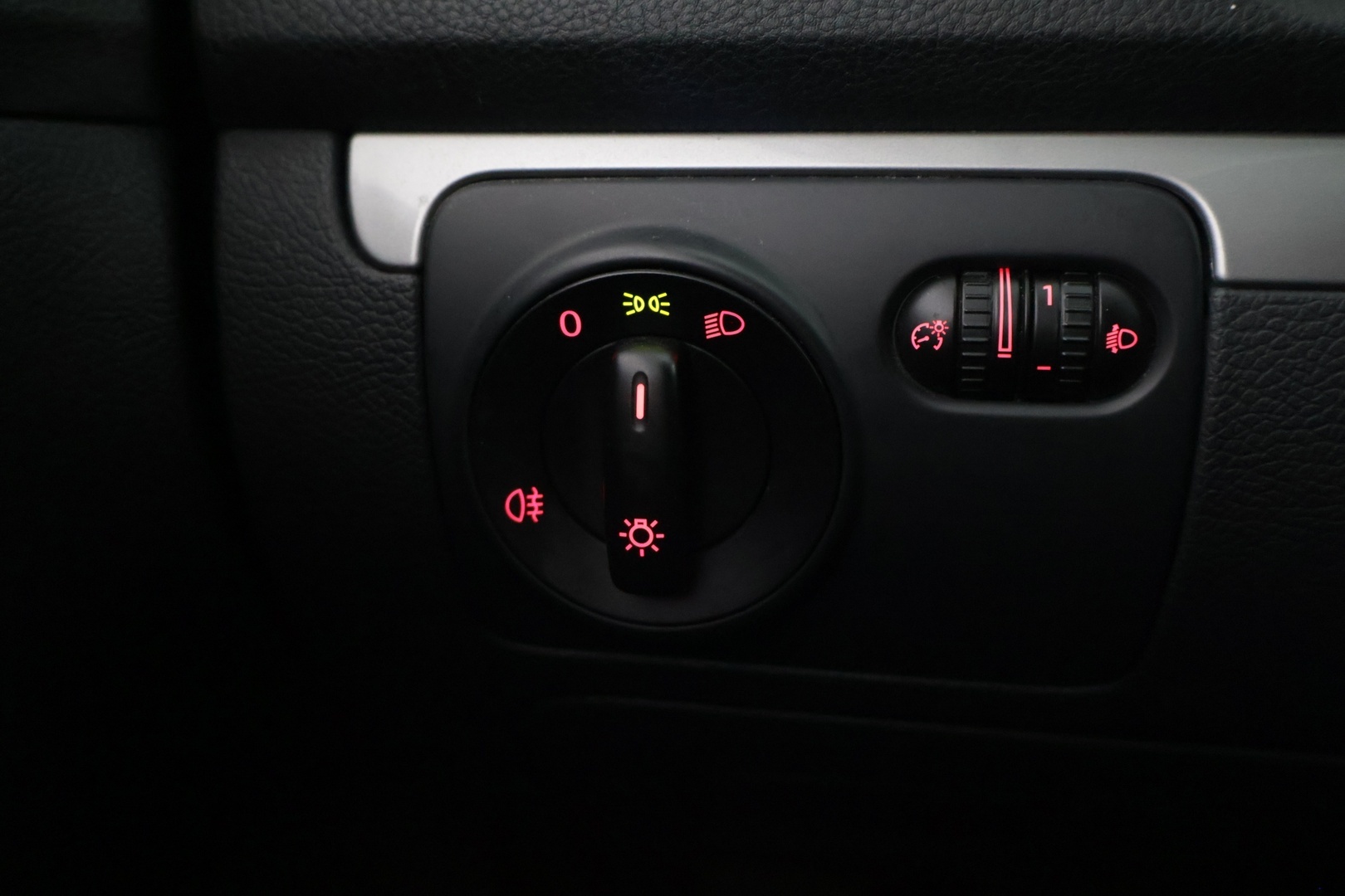 VOLKSWAGEN Jetta 2010