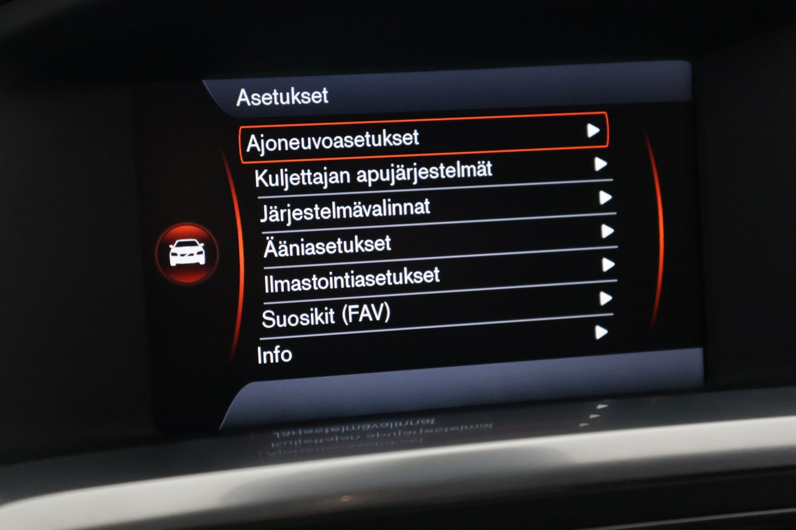 VOLVO V60 2014