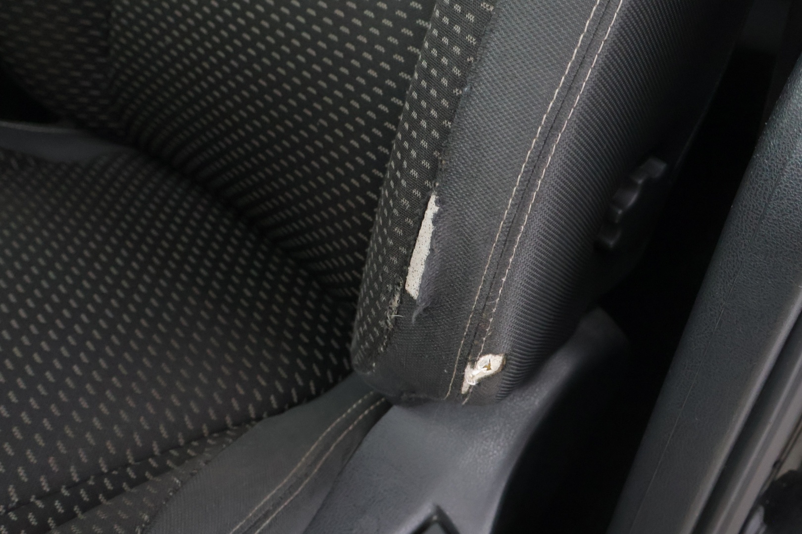 NISSAN Qashqai+2 2008