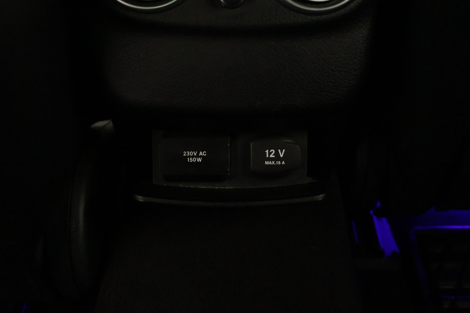 MERCEDES-BENZ E 2018