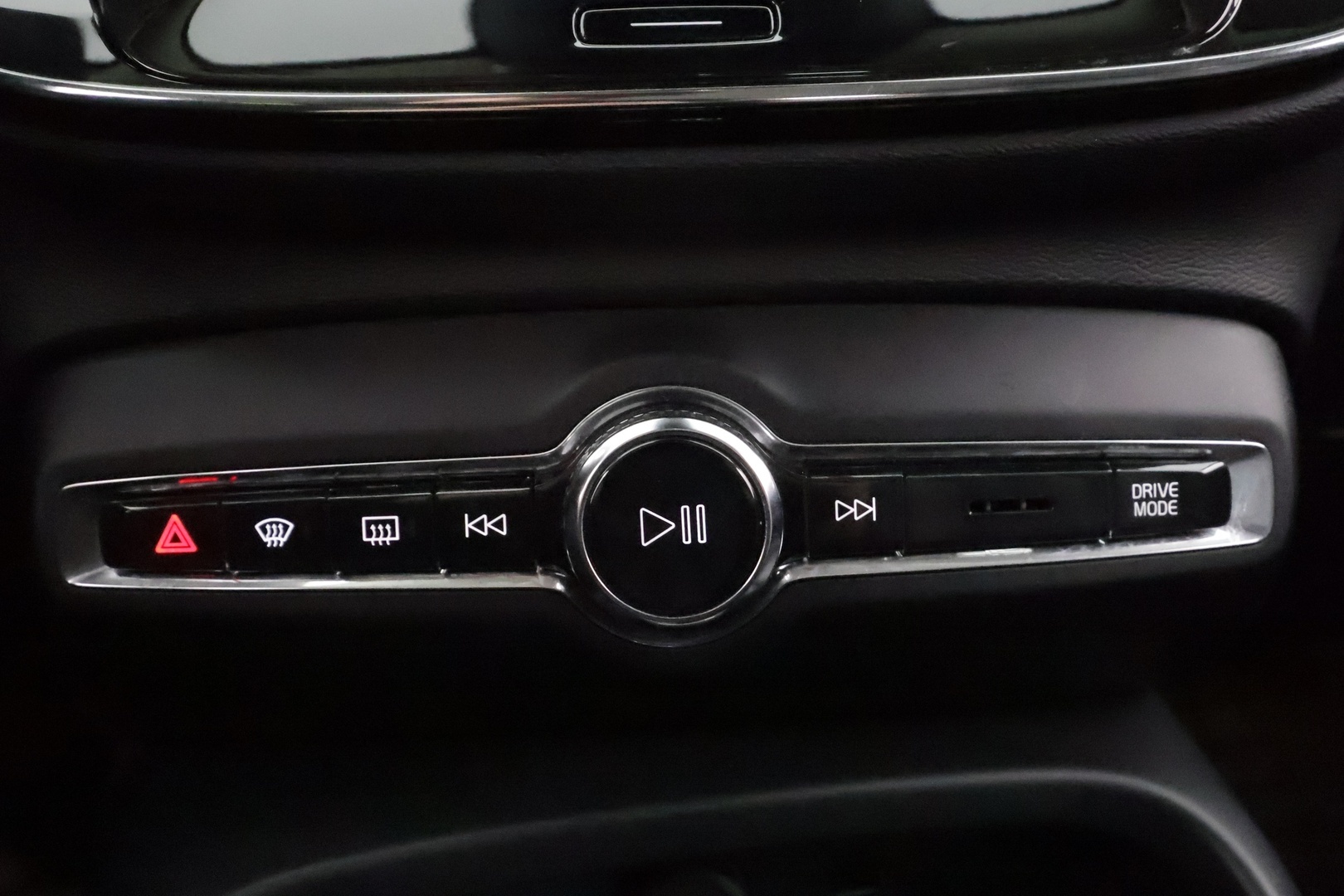 VOLVO XC40 2022