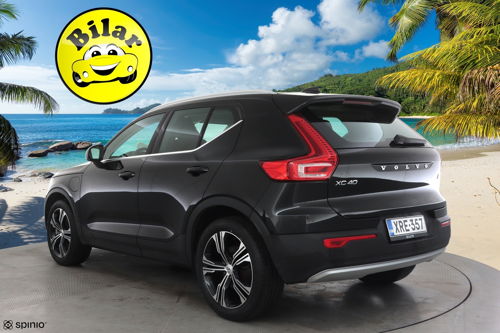 VOLVO XC40 2022