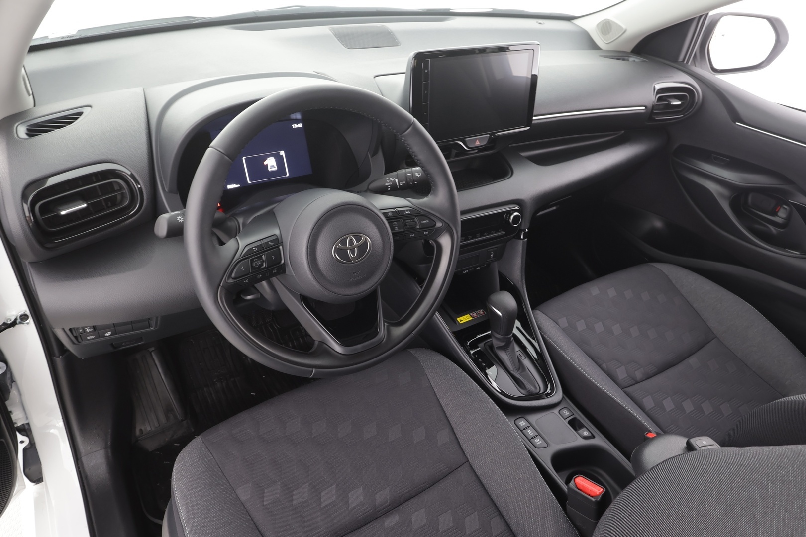 TOYOTA Yaris 2026