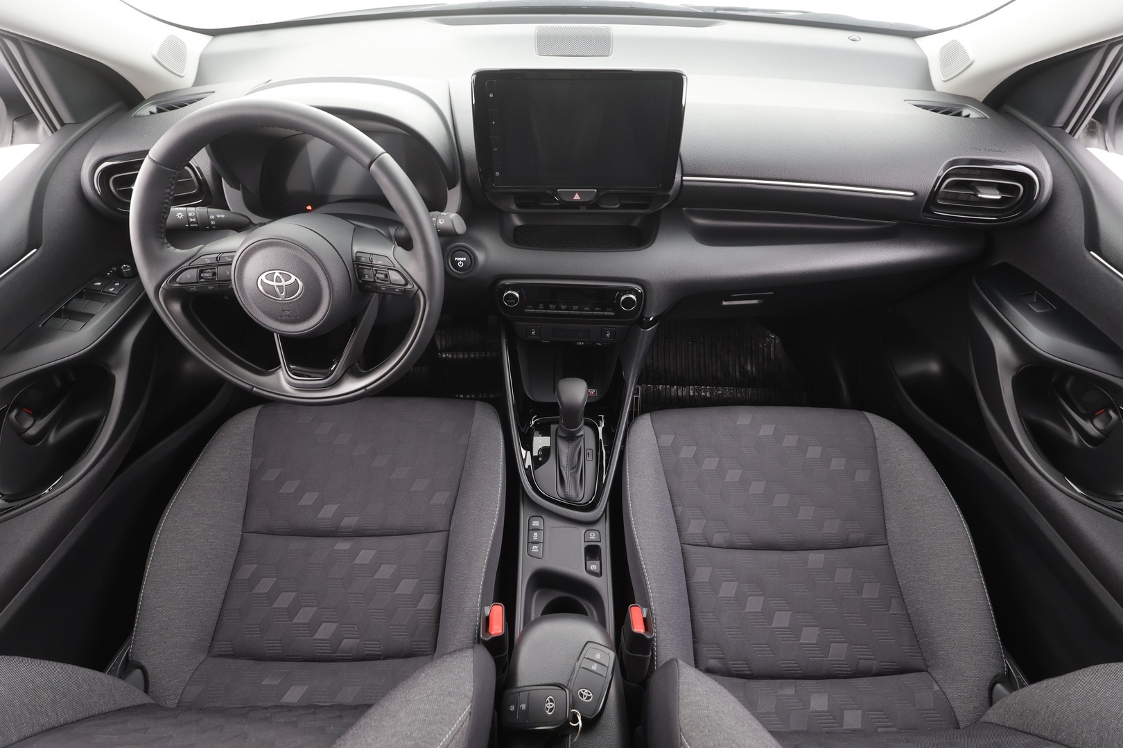 TOYOTA Yaris 2026