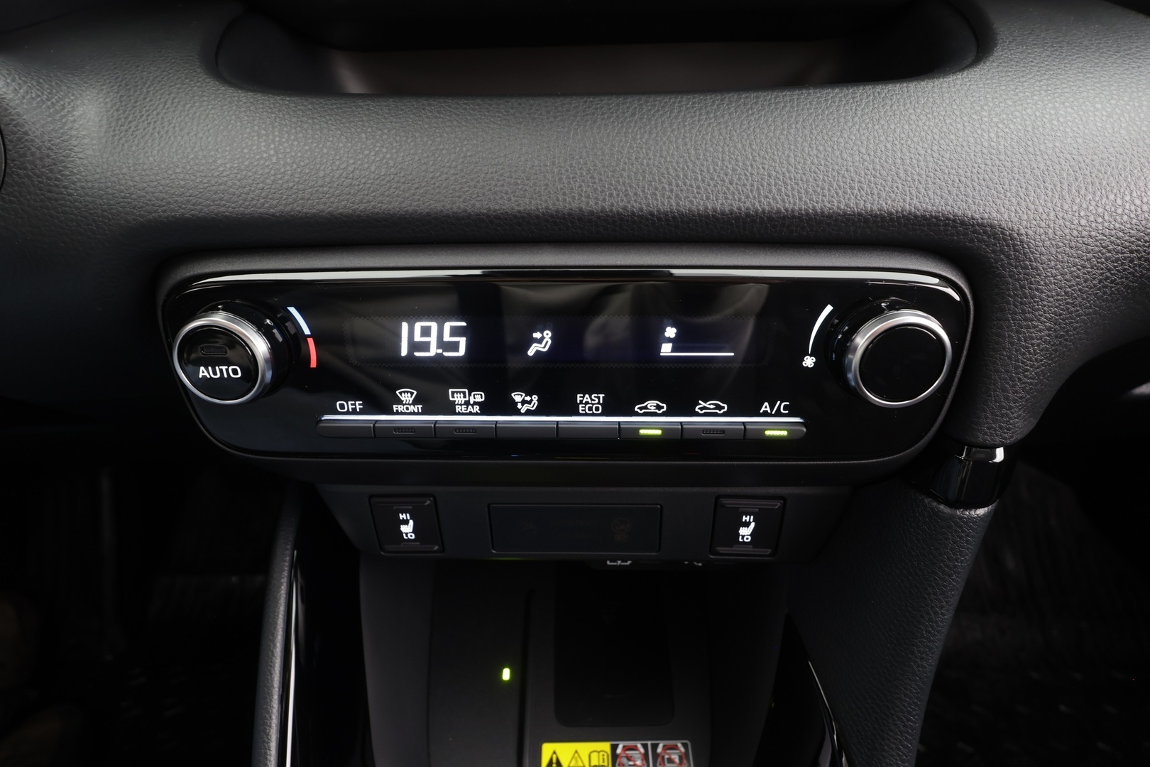 TOYOTA Yaris 2026