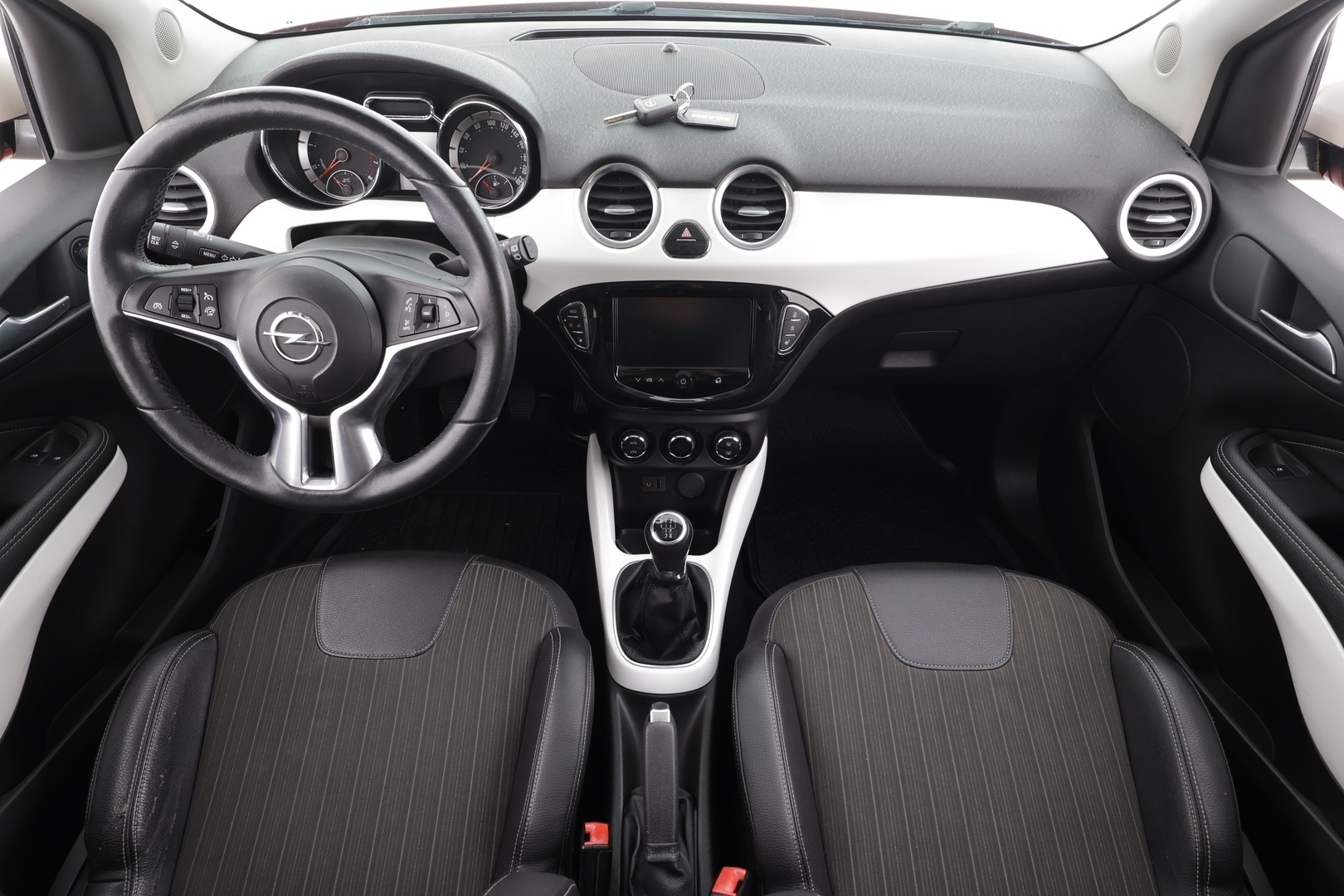 OPEL Adam 2014