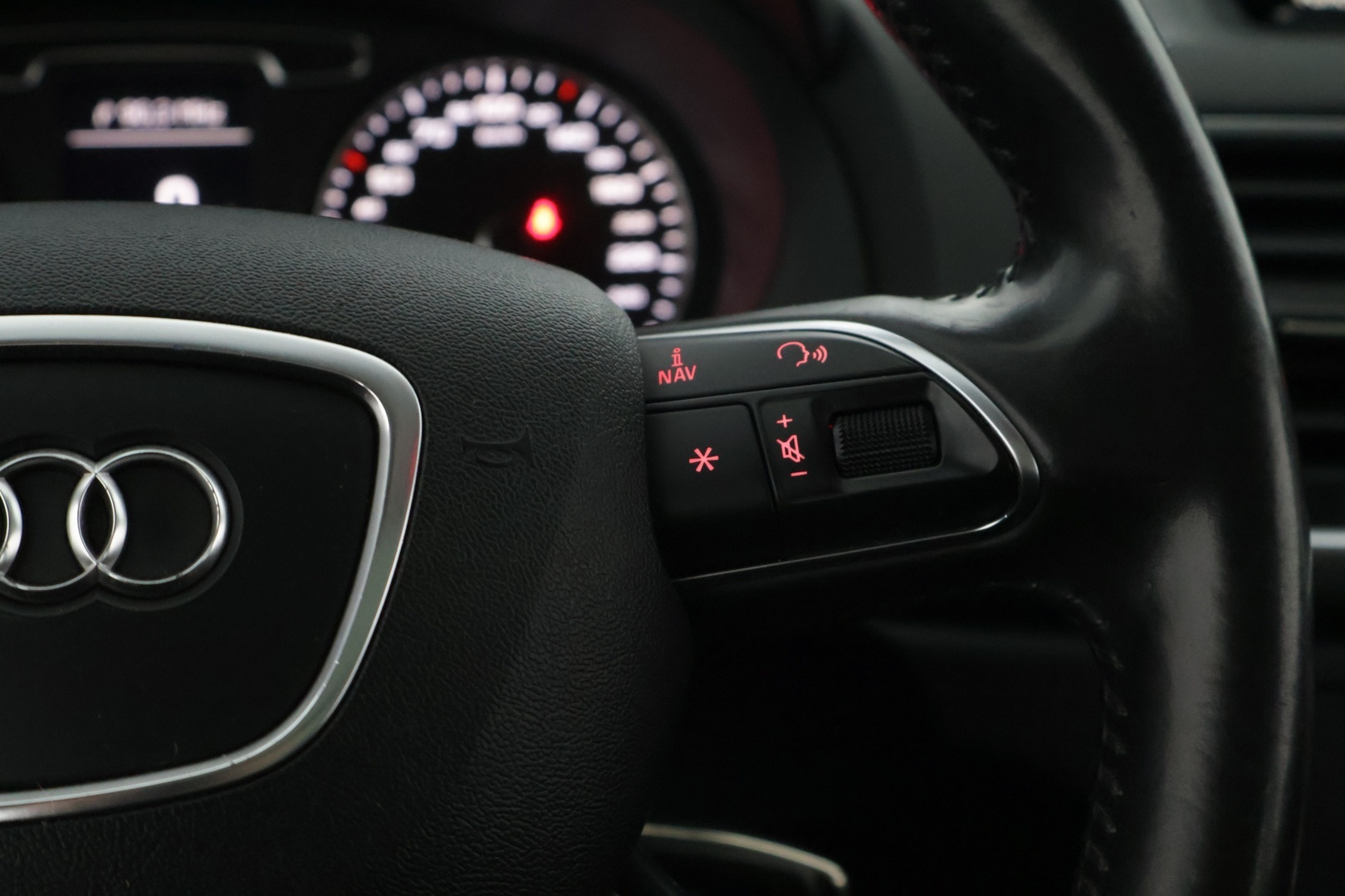 AUDI Q3 2014