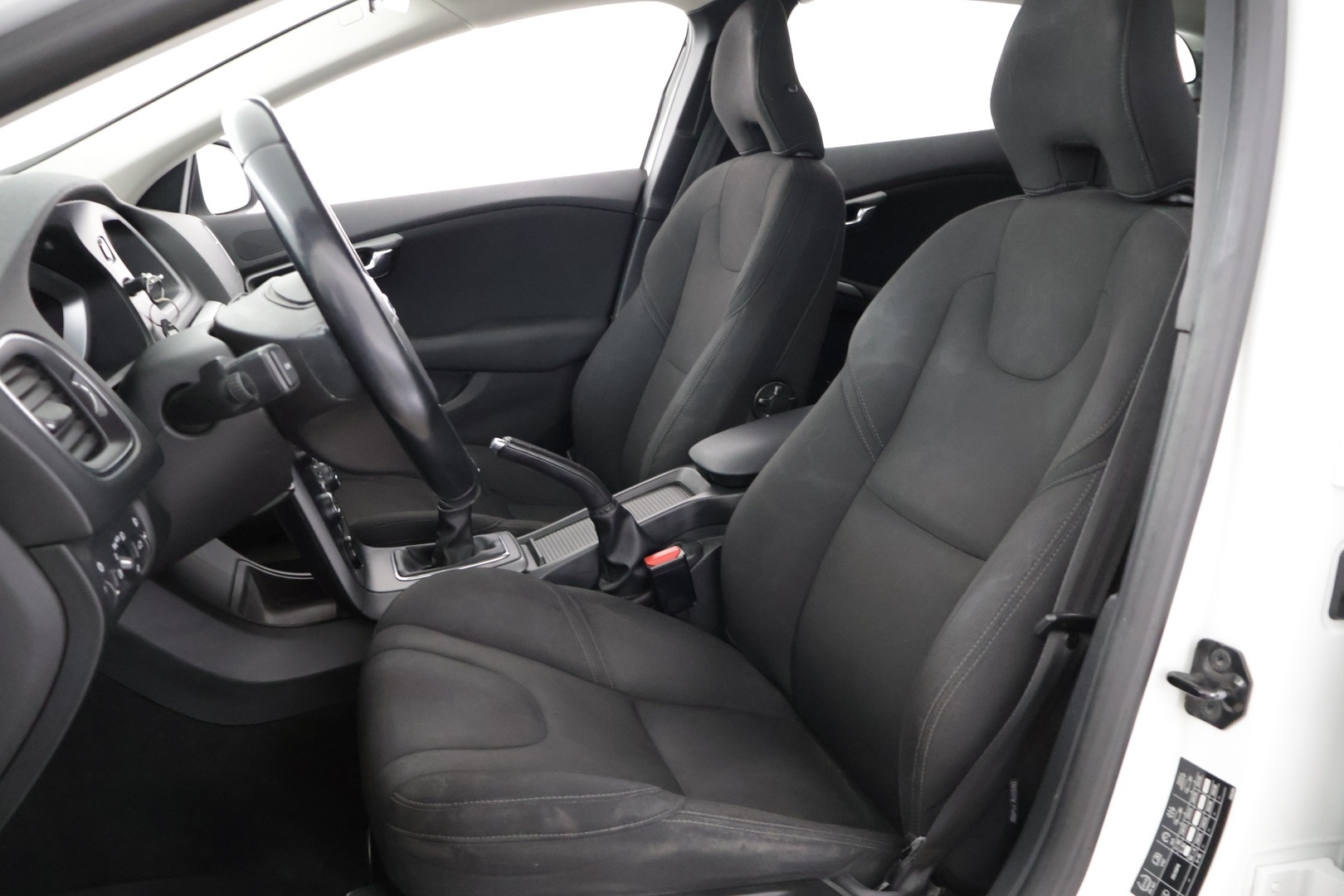 VOLVO V40 2013