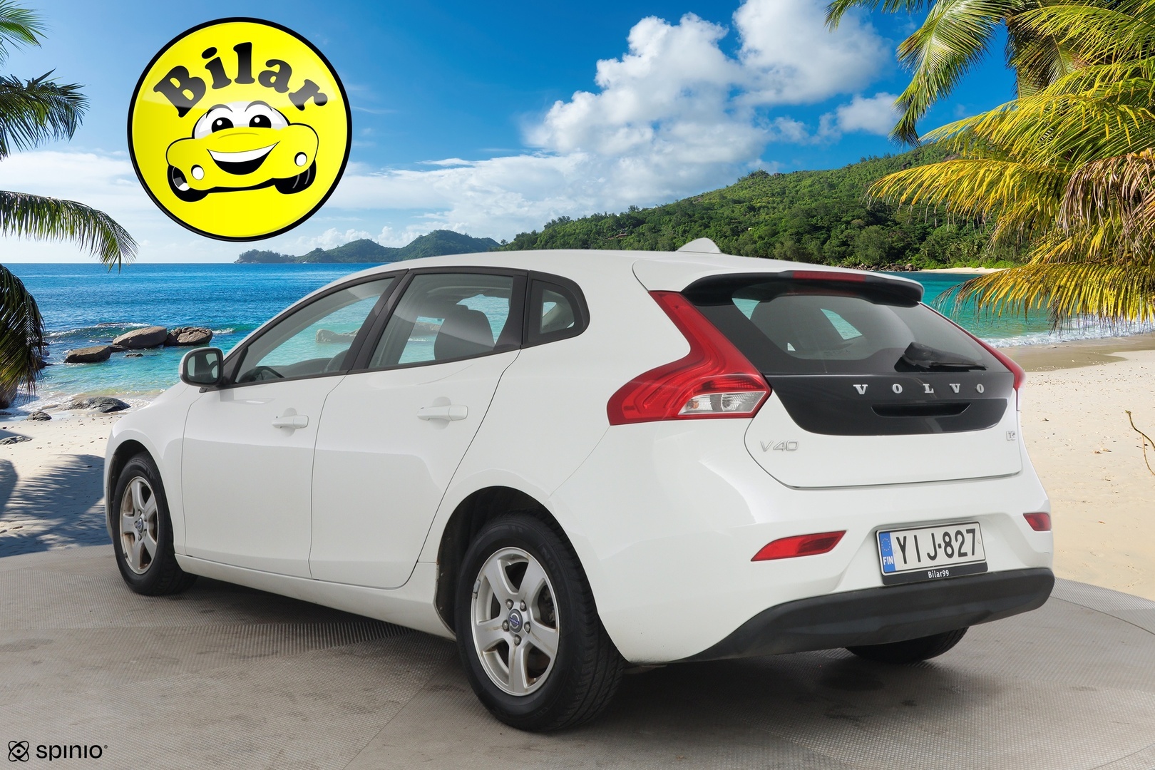 VOLVO V40 2013