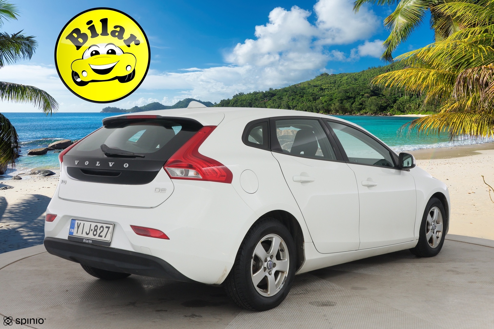 VOLVO V40 2013