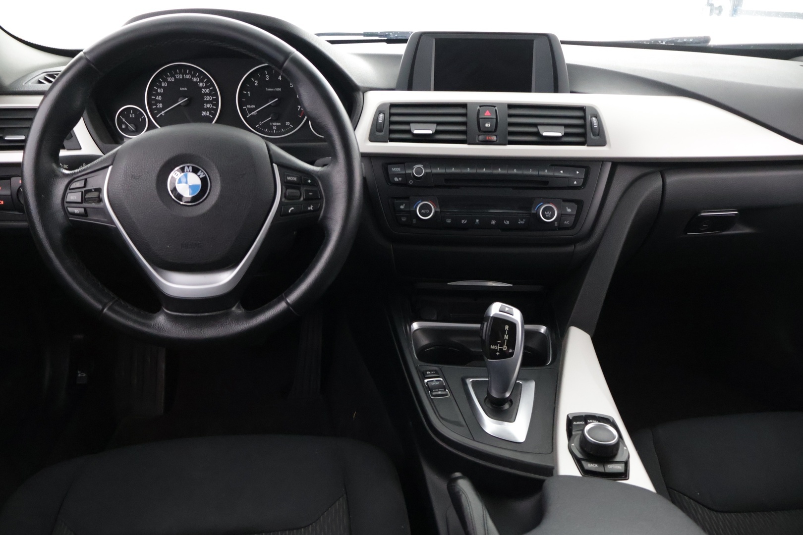 BMW 316 2015