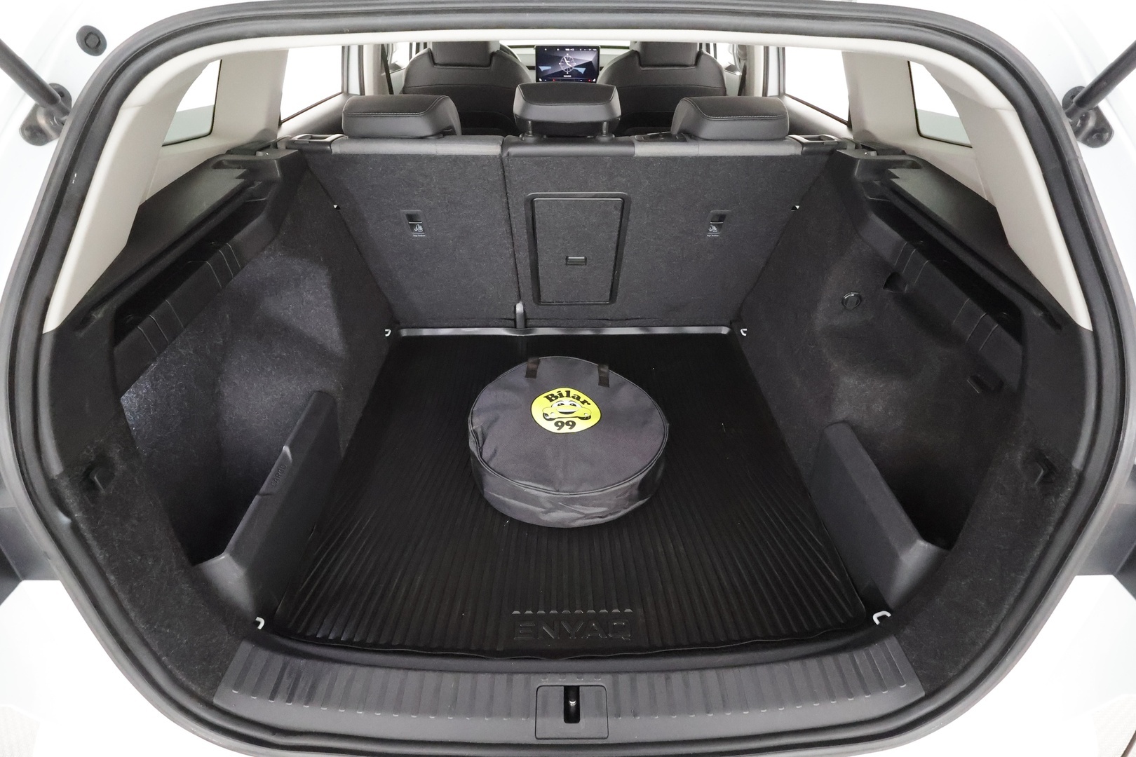 SKODA Enyaq 2023