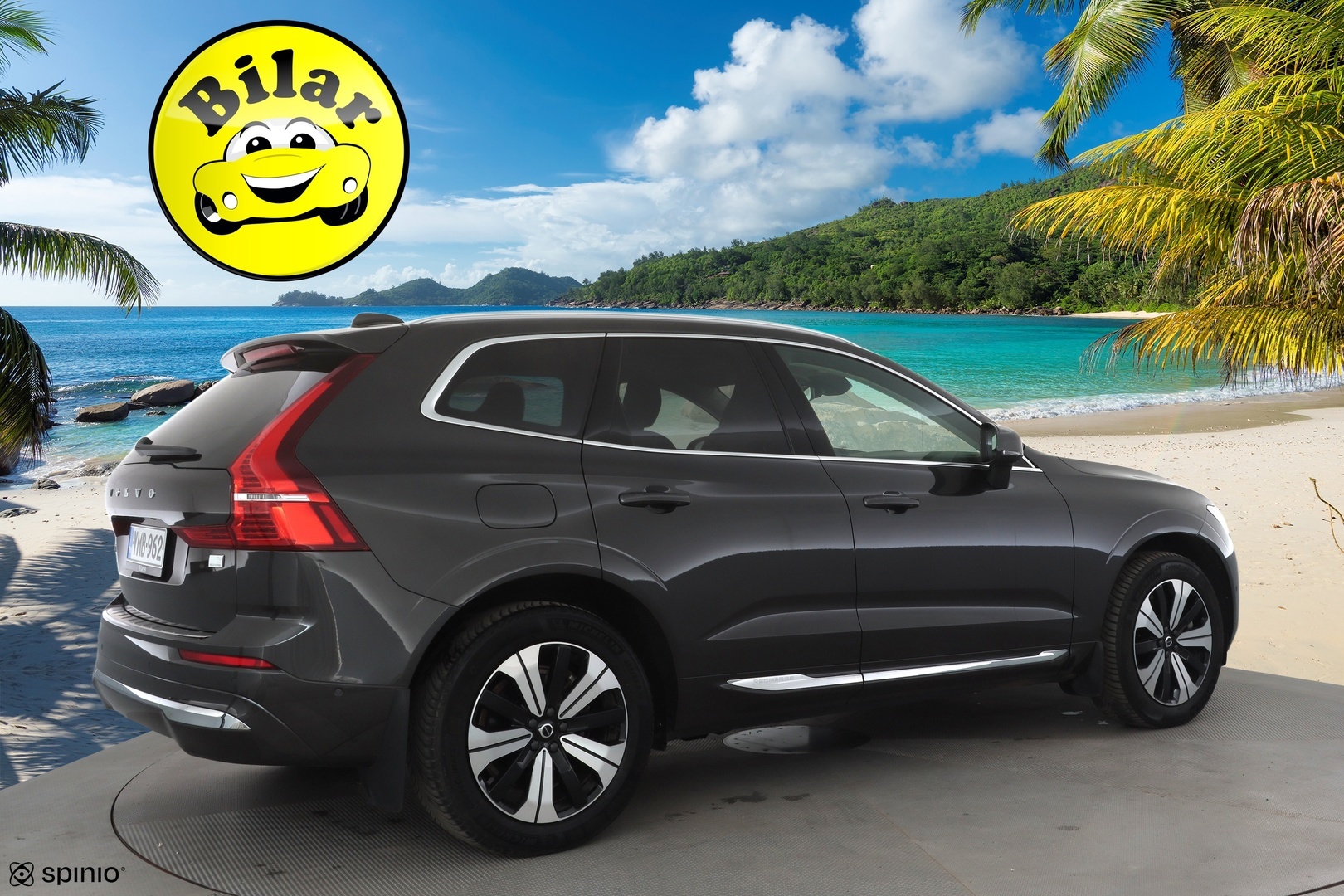 VOLVO XC60 2023