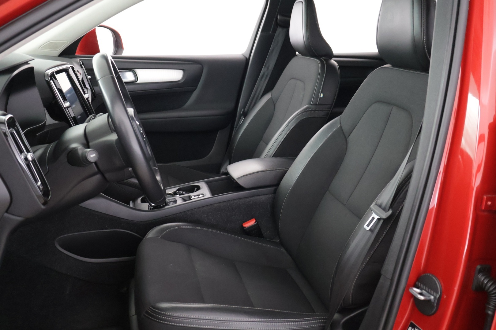VOLVO XC40 2020