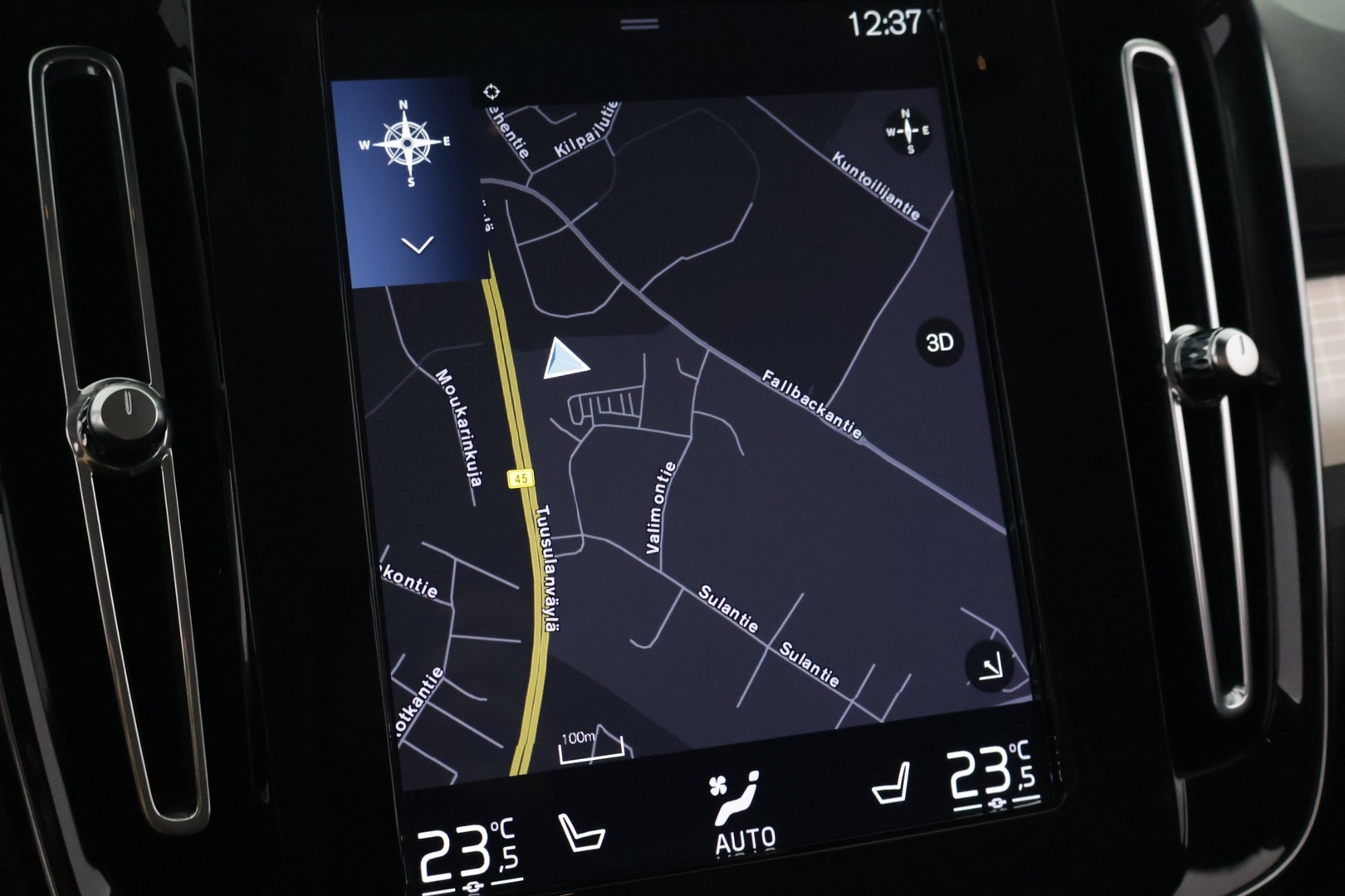 VOLVO XC40 2020