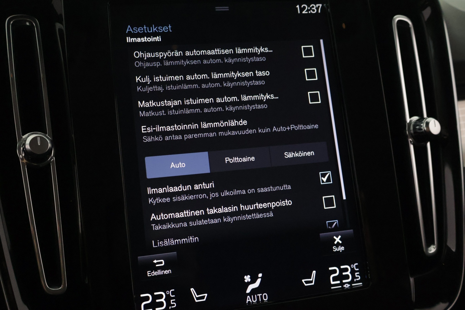 VOLVO XC40 2020