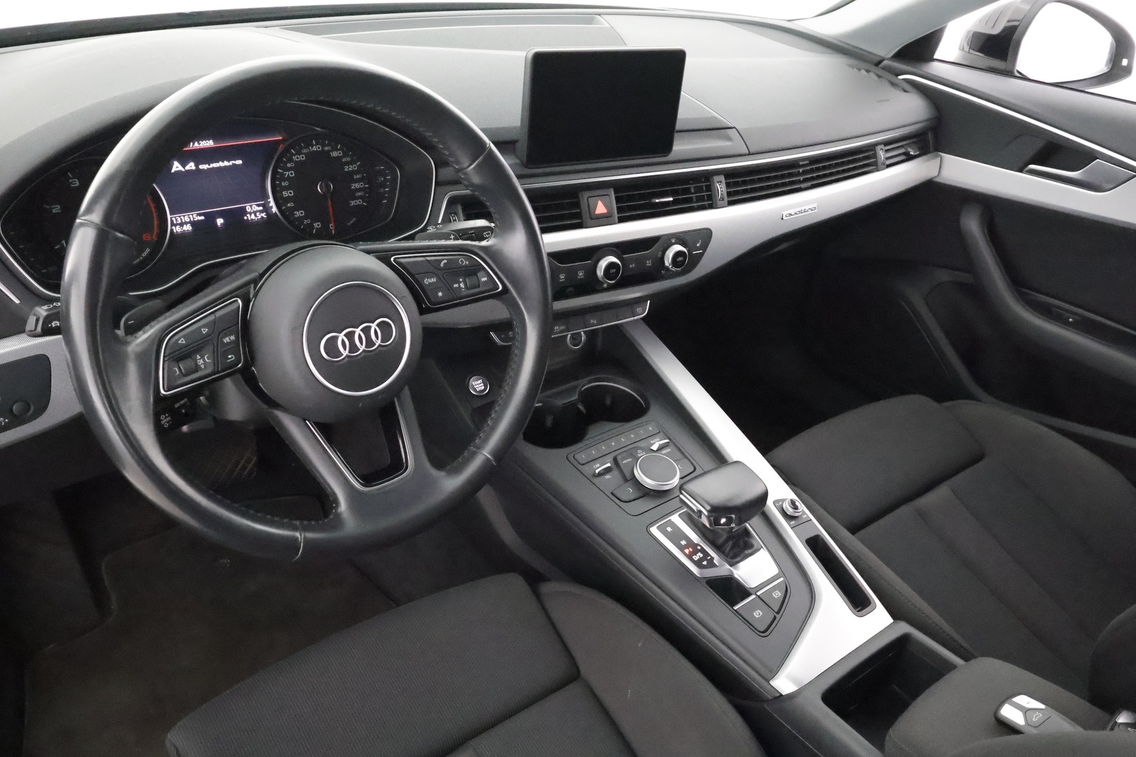 AUDI A4 2018