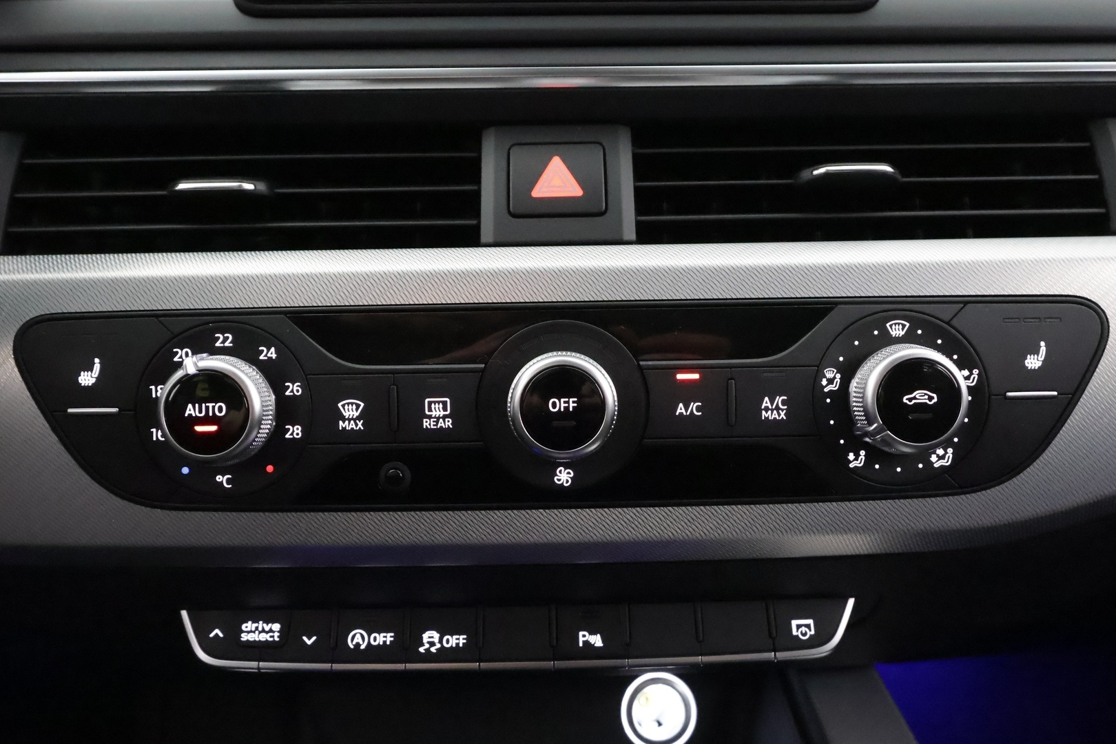 AUDI A4 2018