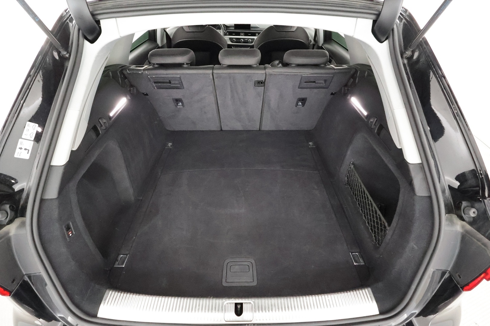 AUDI A4 2018