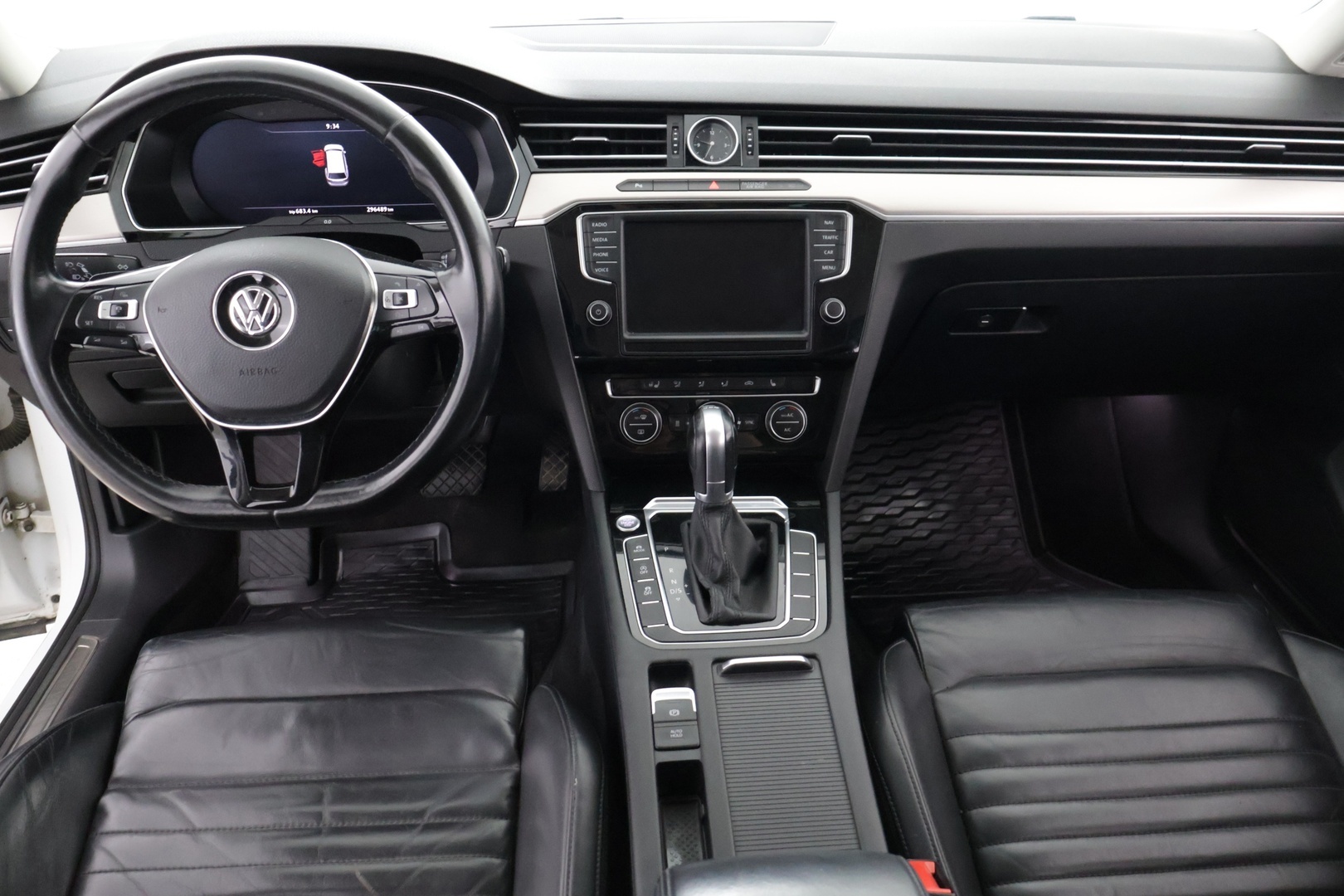VOLKSWAGEN Passat 2016