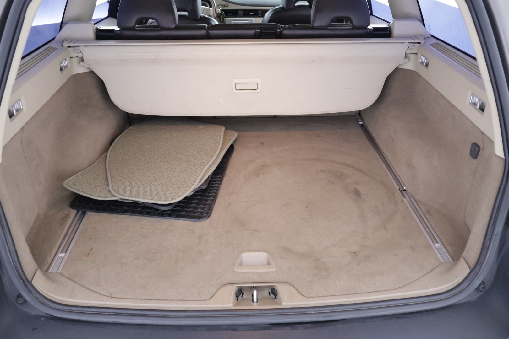 VOLVO XC70 2009