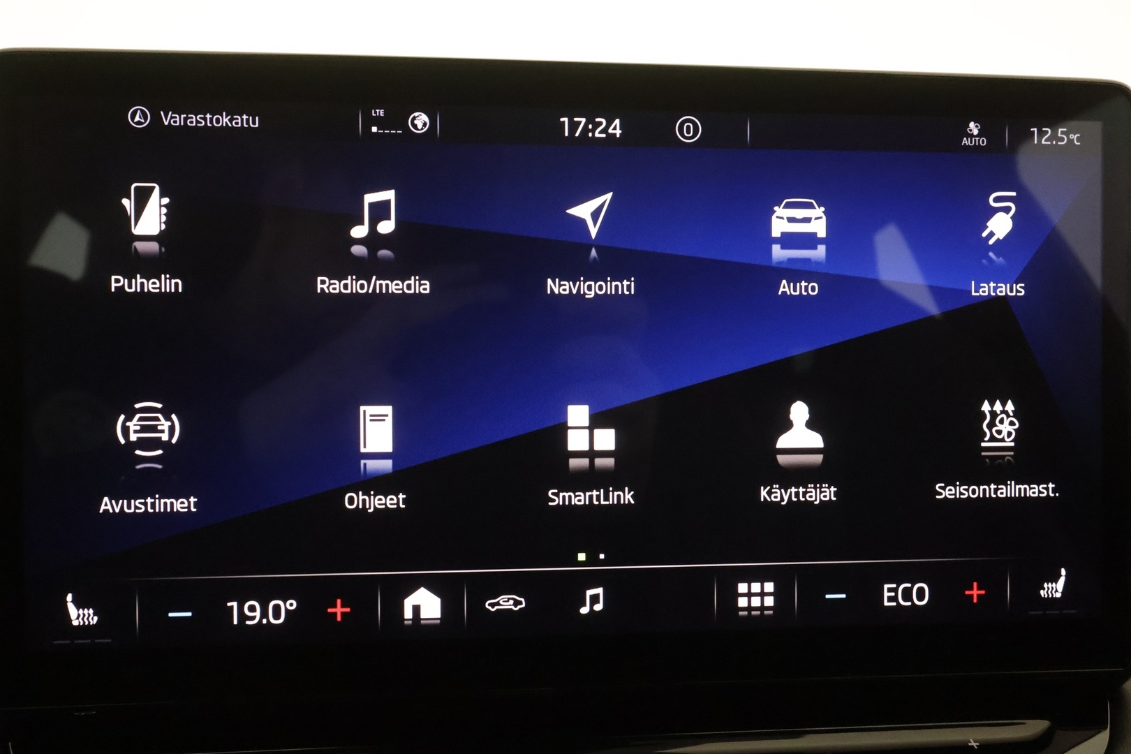 SKODA ENYAQ 2022