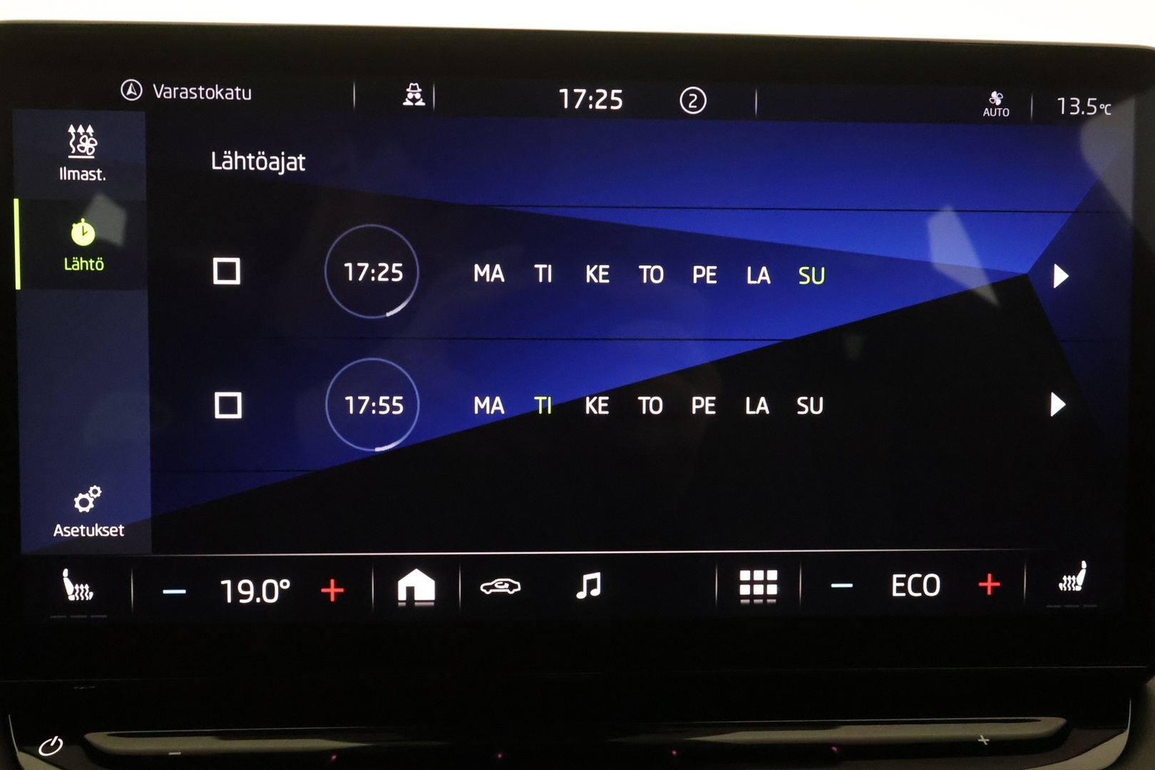 SKODA ENYAQ 2022