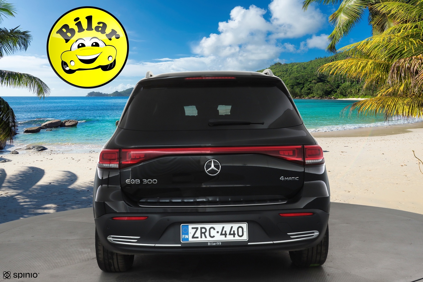 MERCEDES-BENZ EQB 2023