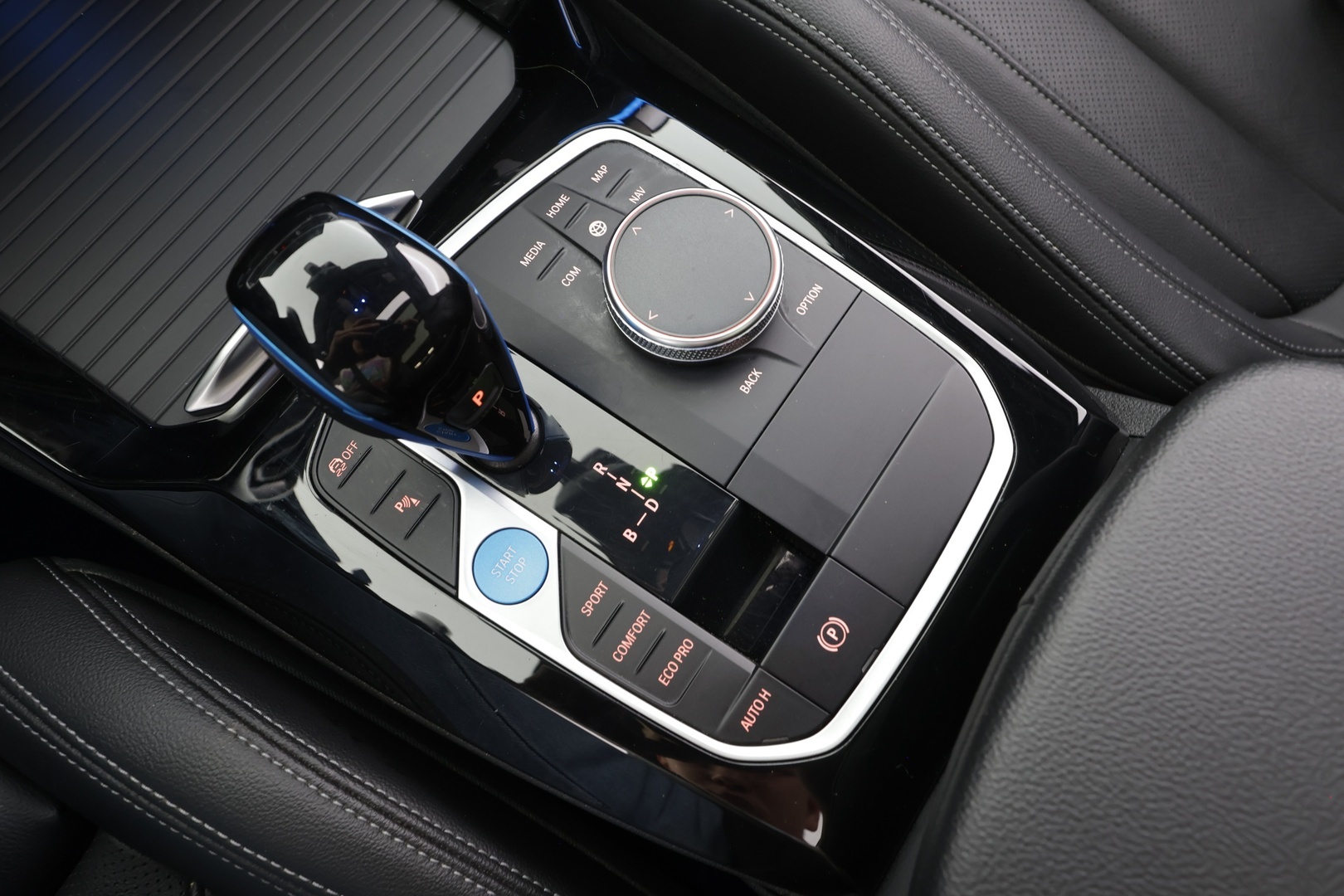 BMW IX3 2023