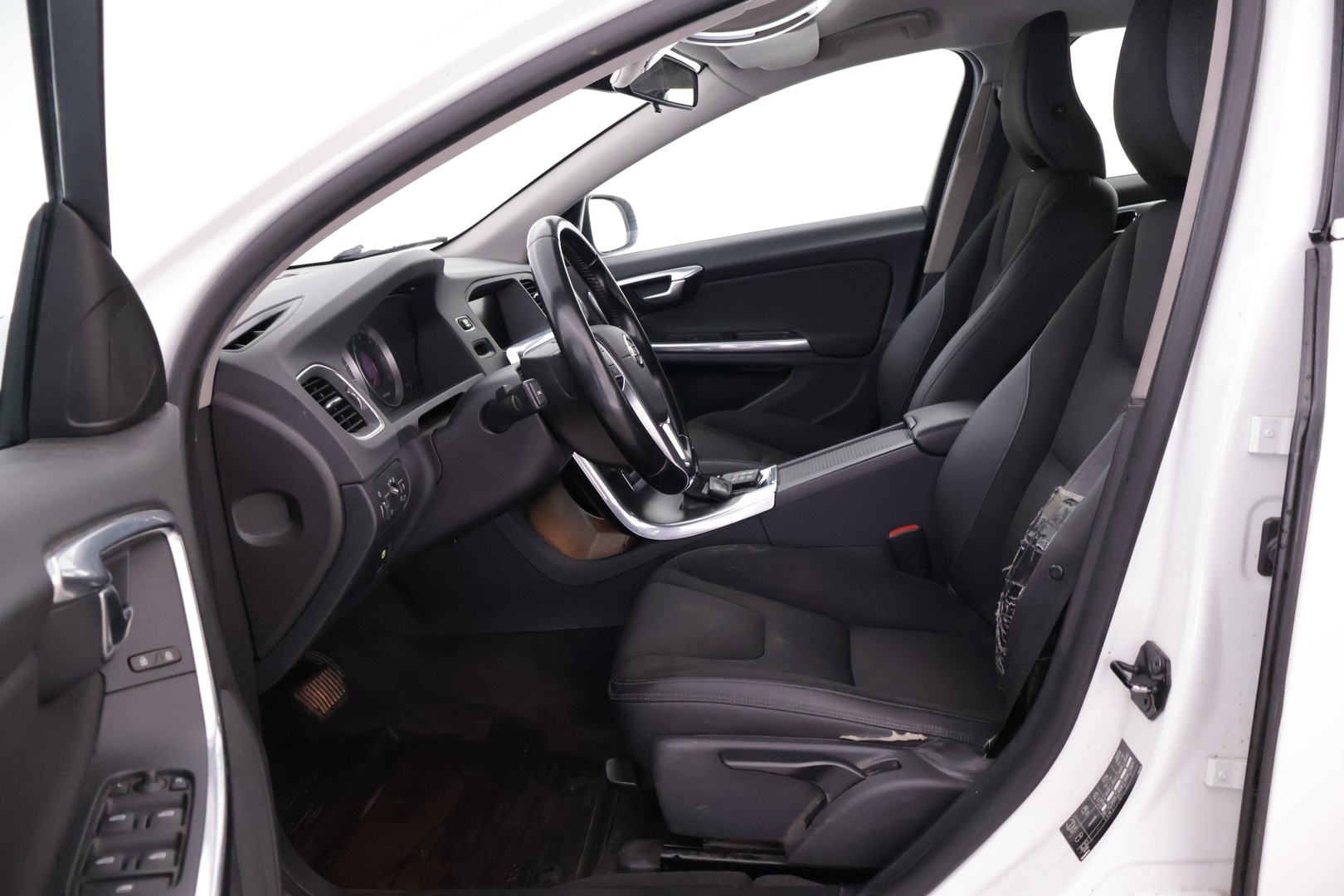 VOLVO V60 2013